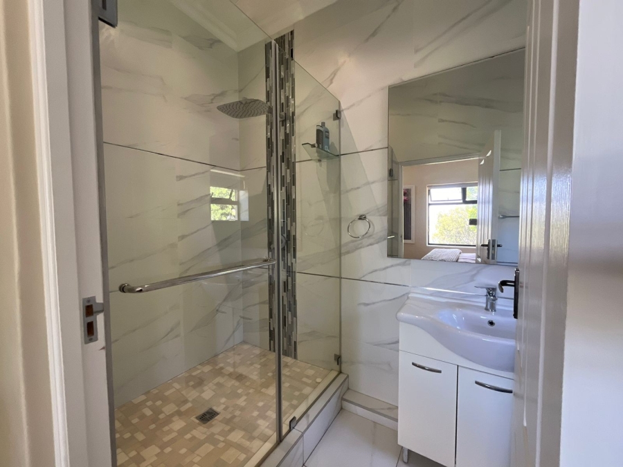 5 Bedroom Property for Sale in Knysna Heights Western Cape